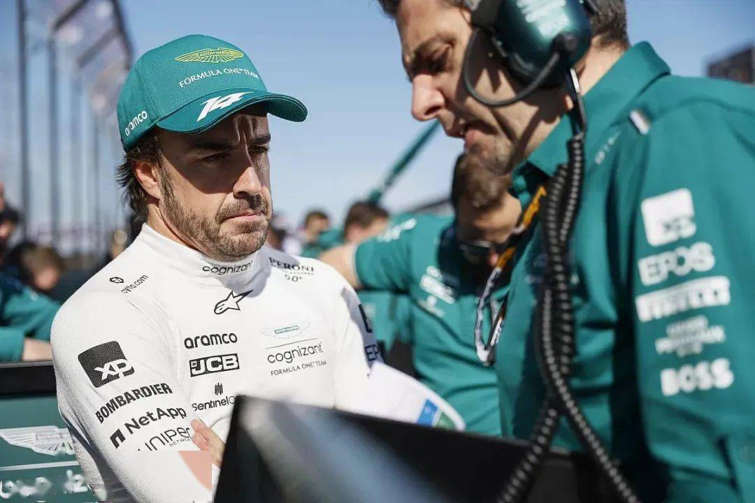 威廉姆斯绝杀梅赛德斯,阿隆索刷新纪录 威廉姆斯绝杀梅赛德斯,阿隆索刷新纪录