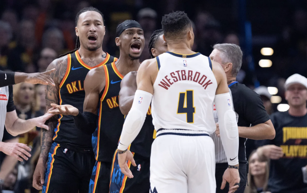 开云体育2026-雷霆横扫天津队，伦纳德扛起全队