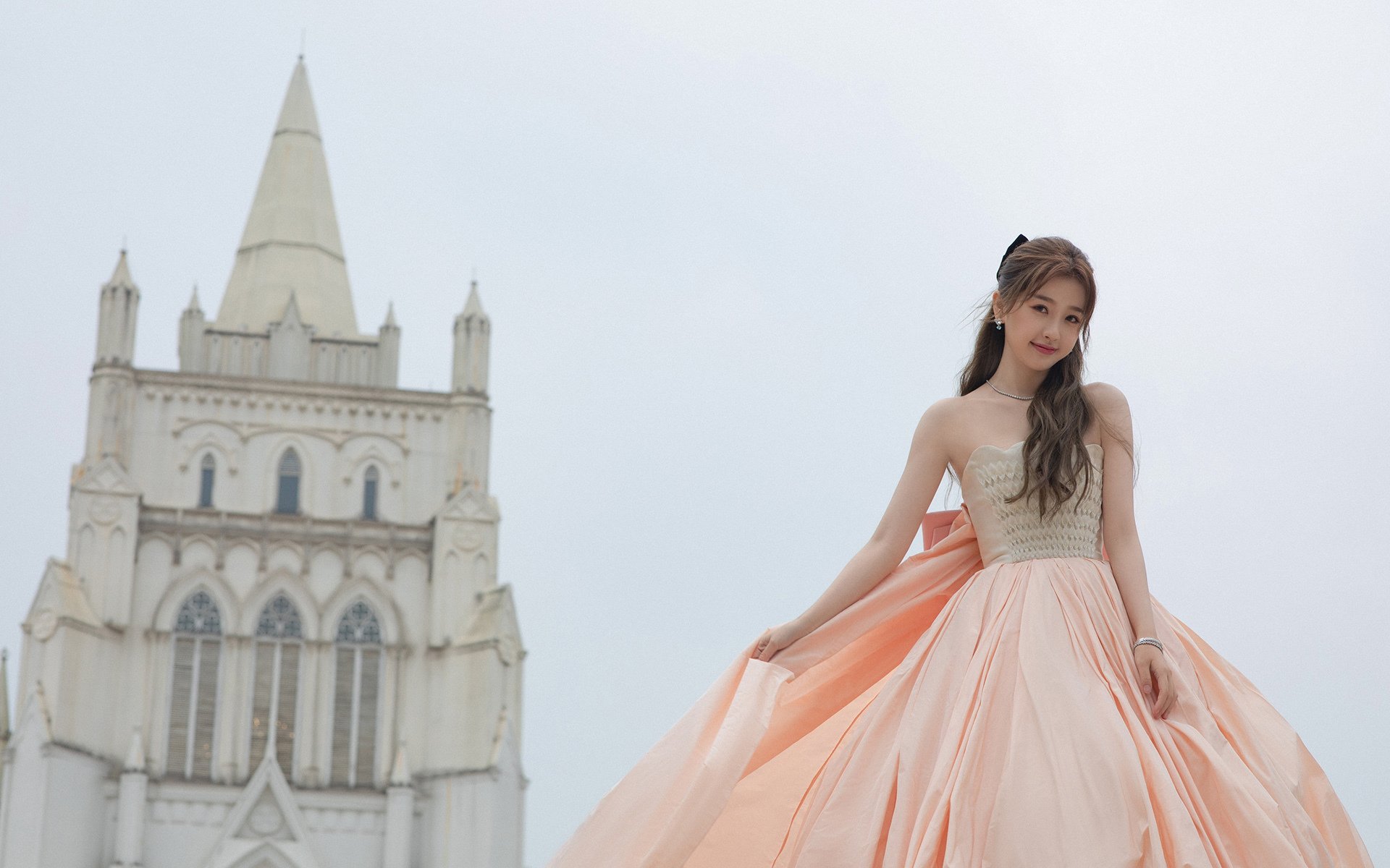 速度的双重奏,F1新赛季启航夜,亚特兰大补时绝杀佛罗伦萨