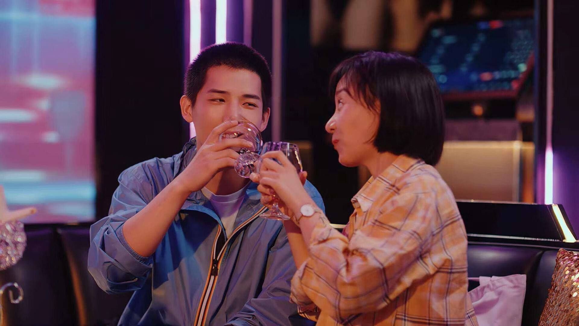 开云体育中国-改写命运之战，当凯尔特人拉文悄然出世，鹈鹕防线如何被无情撕裂？