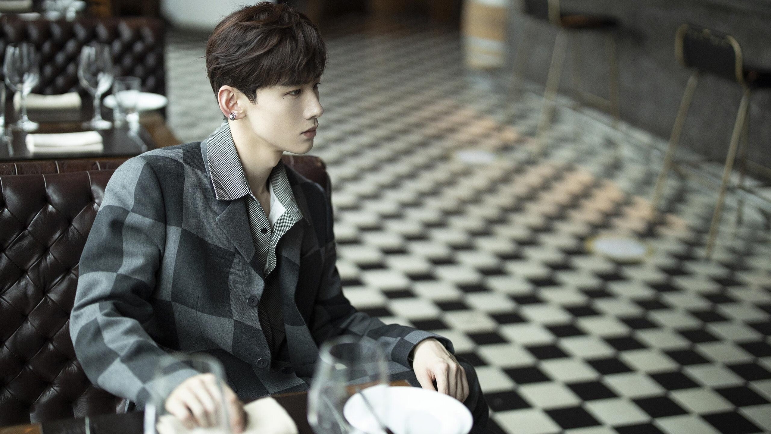 双刃出鞘，弗拉霍维奇的致命掌控与里昂的钢铁洪流